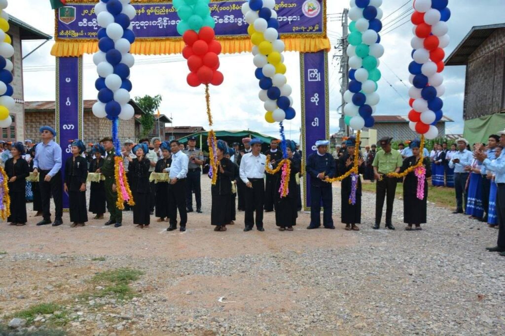 ဘုရားကျိန်းကျေးရွာတွင် ၂၀၂၆-၂၀၂၇ ဘဏ္ဍာနှစ် ရှမ်းပြည်နယ်အစိုးရအဖွဲ့၏ ရက်(၁၀၀) စီမံချက်ဖြင့် လျှပ်စစ်မီးဖွင့်ပွဲ အခမ်းအနား ကျင်