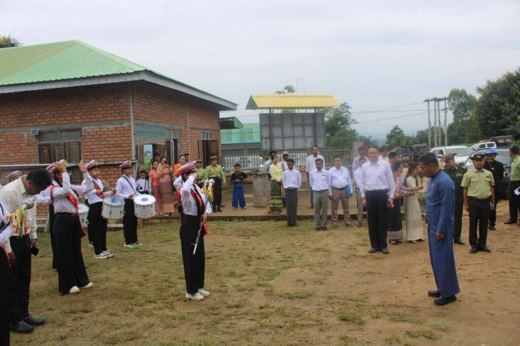 ရှမ်းပြည်နယ်ဝန်ကြီးချုပ် ဦးစိုင်းထိန်စိုး လဲချားမြို့နယ်ရှိ ဒေသဖွံ့ဖြိုးရေးလုပ်ငန်းများအား လှည့်လည်ကြည့်ရှုစစ်ဆေး