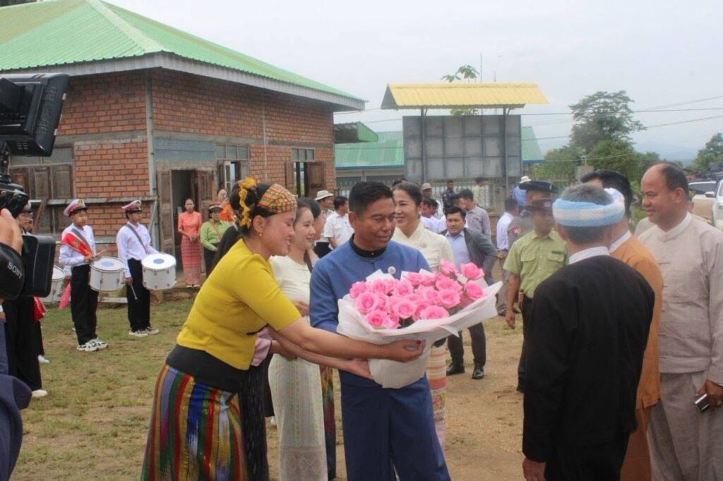 ရှမ်းပြည်နယ်ဝန်ကြီးချုပ် ဦးစိုင်းထိန်စိုး လဲချားမြို့နယ်ရှိ ဒေသဖွံ့ဖြိုးရေးလုပ်ငန်းများအား လှည့်လည်ကြည့်ရှုစစ်ဆေး
