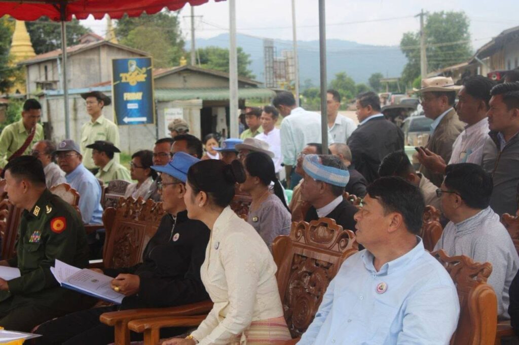 ရှမ်းပြည်နယ်ဝန်ကြီးချုပ် ဦးစိုင်းထိန်စိုး လဲချားမြို့နယ်ရှိ ဒေသဖွံ့ဖြိုးရေးလုပ်ငန်းများအား လှည့်လည်ကြည့်ရှုစစ်ဆေး