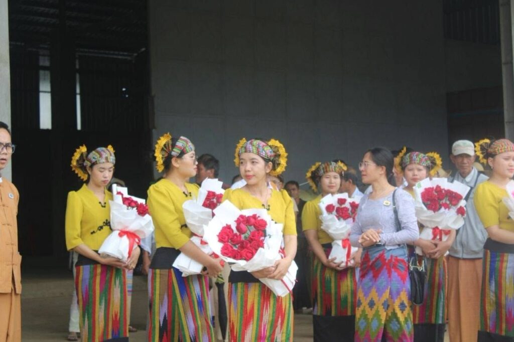 ရှမ်းပြည်နယ်ဝန်ကြီးချုပ် ဦးစိုင်းထိန်စိုး လဲချားမြို့နယ်ရှိ ဒေသဖွံ့ဖြိုးရေးလုပ်ငန်းများအား လှည့်လည်ကြည့်ရှုစစ်ဆေး