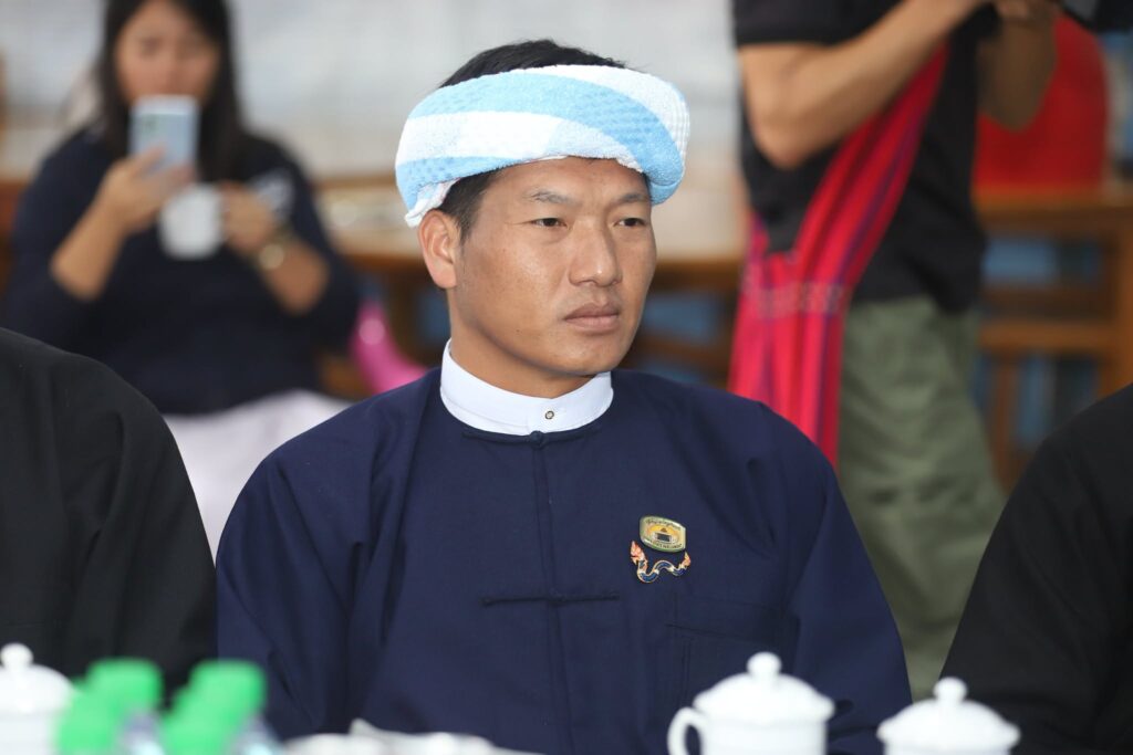 သတ္တုတွင်းသို့ လွှတ်တော်က်ိုယ်စားလှယ်များ သွားရောက်လေ့လာ