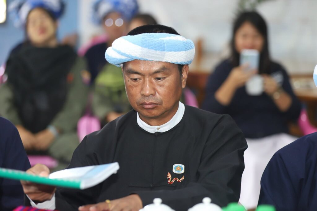 သတ္တုတွင်းသို့ လွှတ်တော်က်ိုယ်စားလှယ်များ သွားရောက်လေ့လာ