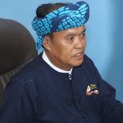 သတ္တုတွင်းသို့ လွှတ်တော်က်ိုယ်စားလှယ်များ သွားရောက်လေ့လာ